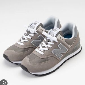 New Balance Men's Gray Sneakers